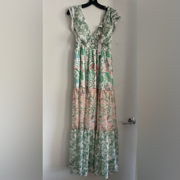 NWT House of Harlow 1960 Pink & Green Floral Tiered Maxi Dress Size M - Picture 2 of 5